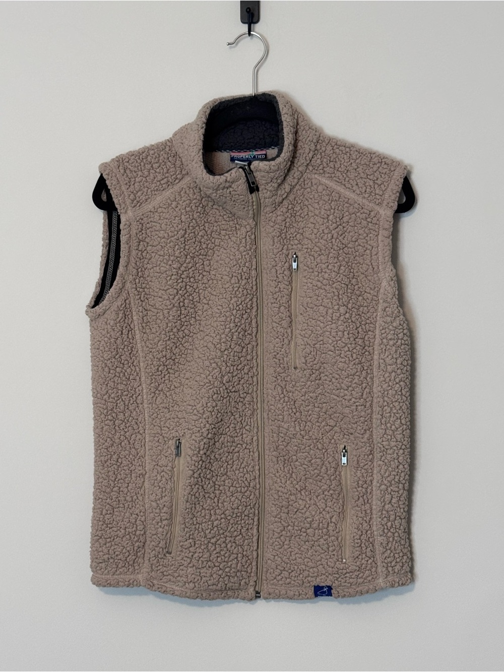 Properly Tied Pintaill Collection Sherpa Fleece Vest – Tan YXL